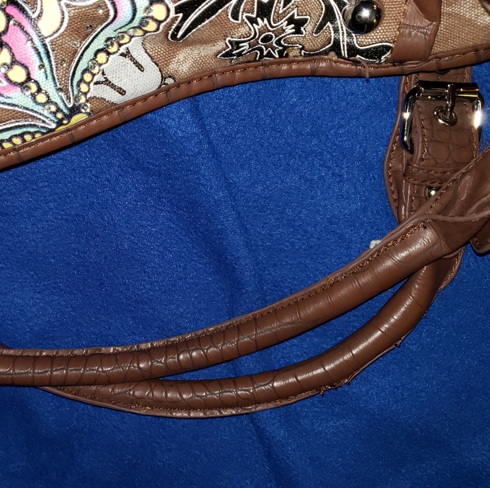 Handbag - Picture 10 of 10